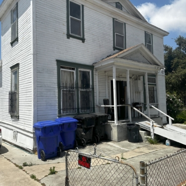 $880,000 1st DOT Purchase/Bridge Loan