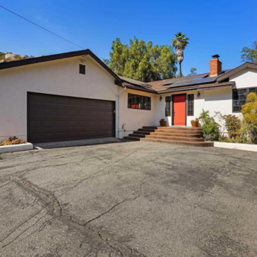 $900,000 1st DOT Purchase/Bridge Loan